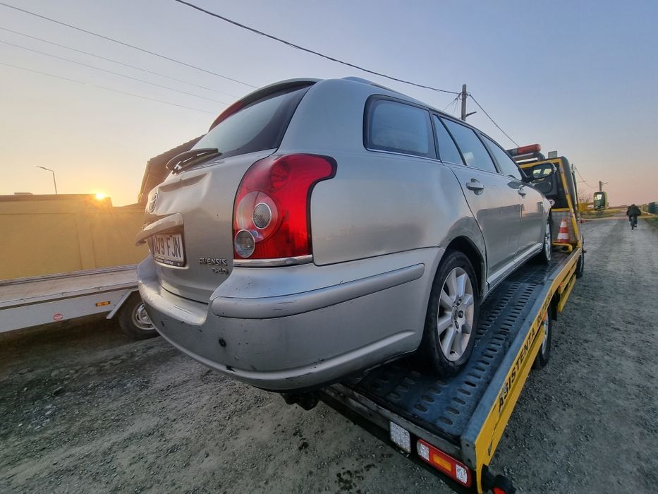 Dezmembrez Toyota Avensis T25 2003-2009 2.2 150/136 cp