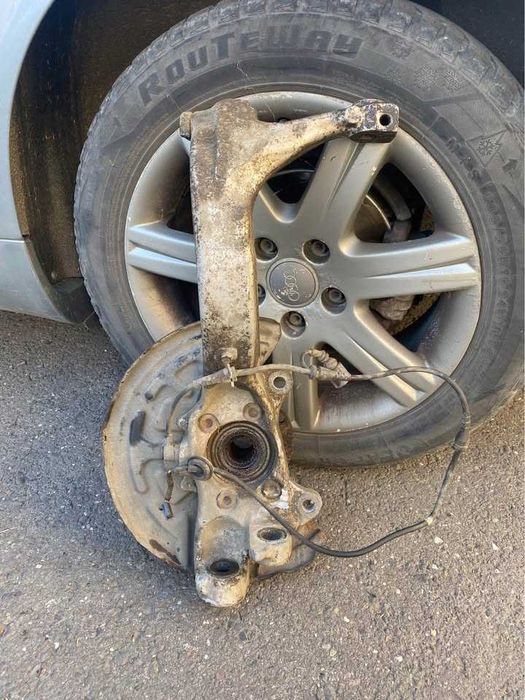 Fuzeta Audi A4 B7 2005 2.0 TDI 8E0 407 254 E - Dreapta Fata