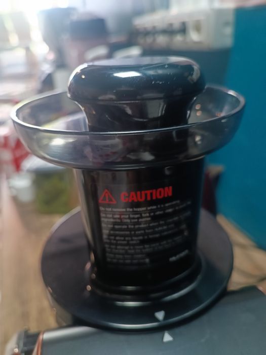 Vând storcător citrice profesional Hurom Slow Juicer Hurom