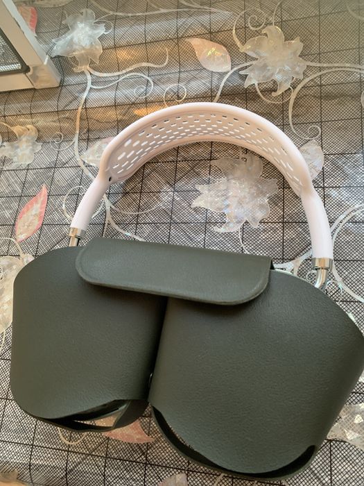 Airpods max продам за 15000