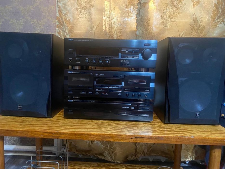 музыкальеый центр YAMAHA
