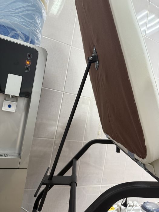 Продам кресло для педикюра + стул для мастера