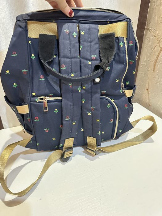 Рюкзак для мам и малышей