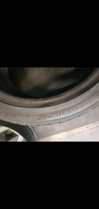 Anvelope 255/40/19 vara Hankook  noi