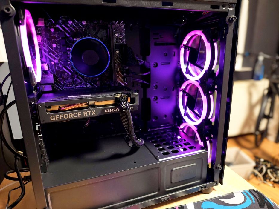 PC Gaming i5 13400, RTX 4060, 16 GB ram Bacau • OLX.ro