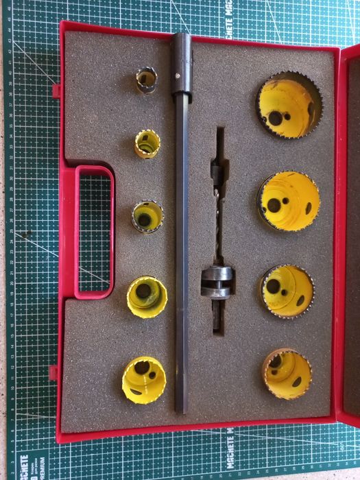 Кольцевые пилы по дереву и алюминий