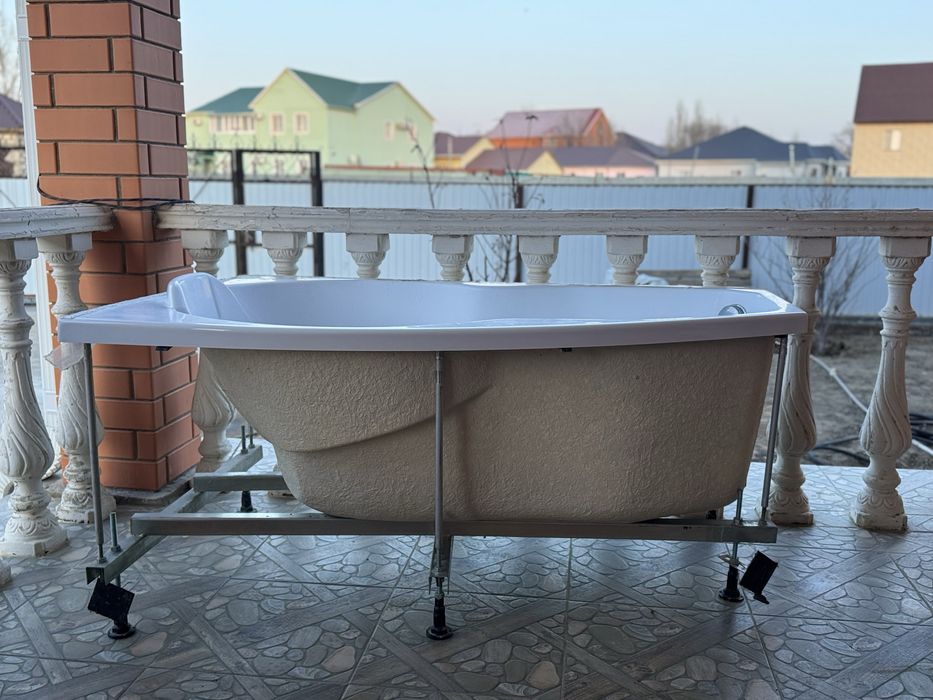 Акриловая ванна 150х70