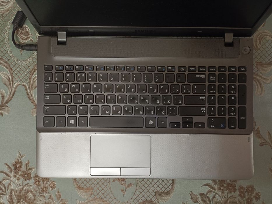 Ноутбук Samsung, windows 10