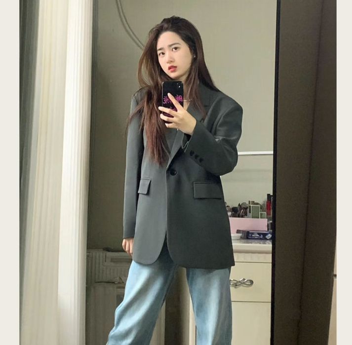 Продам женский костюм