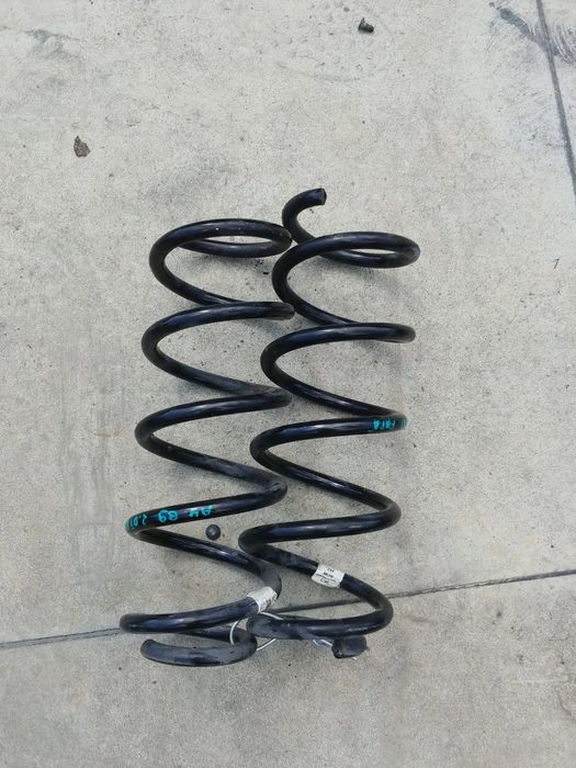 set arcuri fata 2.0 tdi audi a4 b9 8w  8w0411105