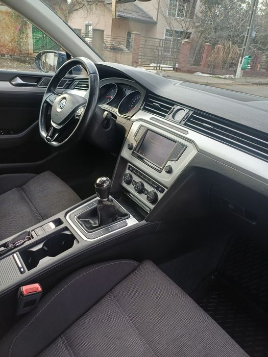 Vând Volkswagen Passat B8/ 2.0 tdi / 6 trepte manual