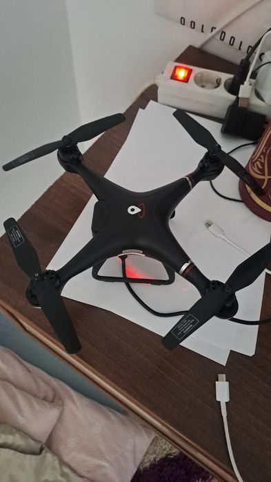 Drona Holy Stone HS110G