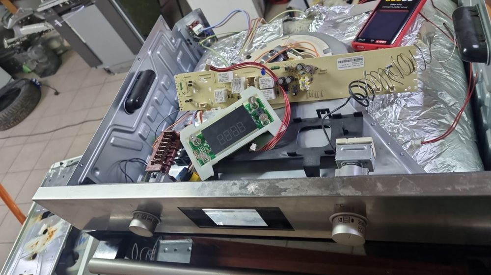 Ремонт Духовок и Варочных панелей