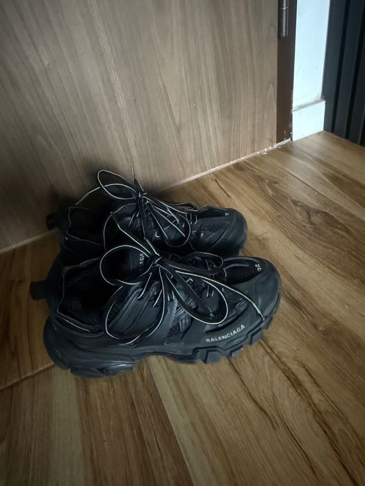 Баленсиаги черни 36ти номер