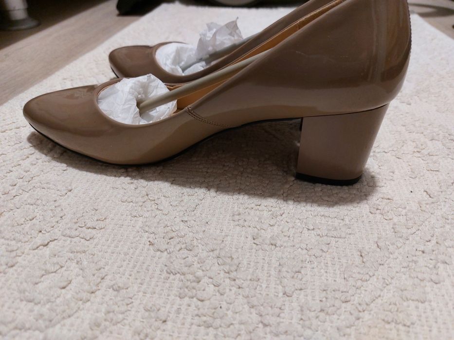 Туфли женские лаковые