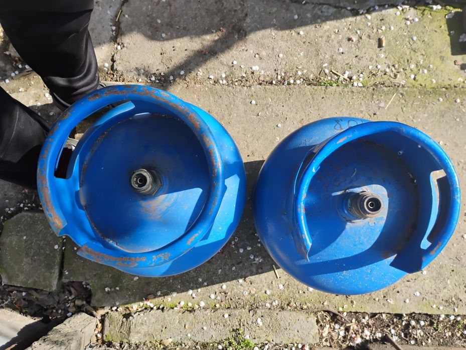 Газови бутилки 2 бр