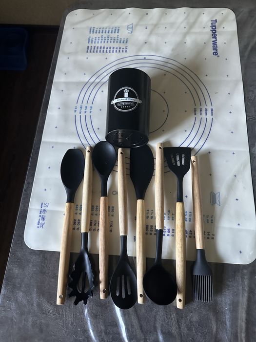 Кухонный набор  продам