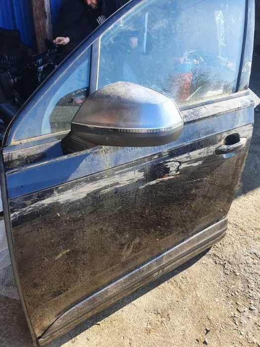 Usa partea stanga fata AUDI Q7 2018