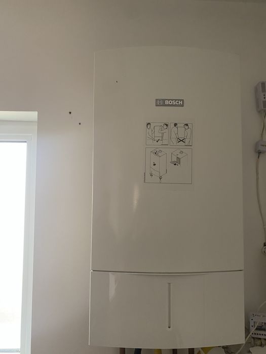 De inchiriat/vanzare casă spațioasă: ideală pentru locuință sau activități comerciale