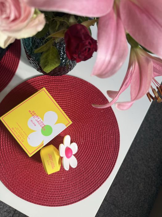 Marc Jacobs Daisy Love Glow, Miyake Pleats, Kors Sexy Amber