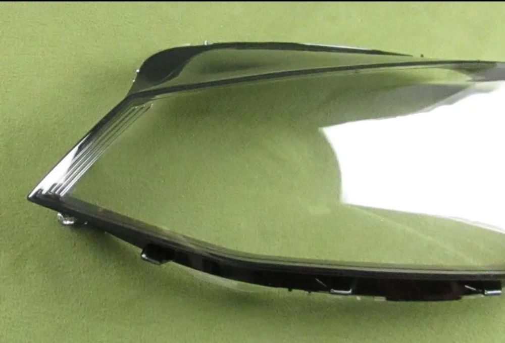 Стъкло за фар голф 7 MK7 GTI 2014-2017 г. Ляв и десен