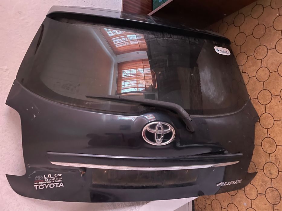 Заден Капак Toyota Auris фейслифт
