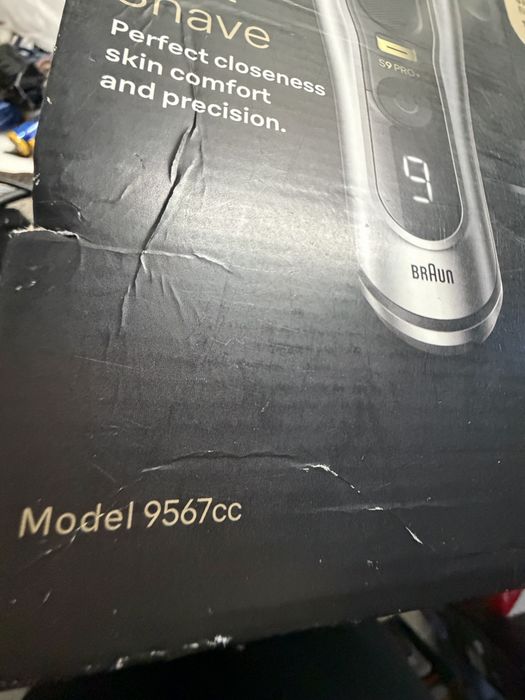 Braun Series 9 PRO+ 9567cc електрическа самобръсначка с почистваща