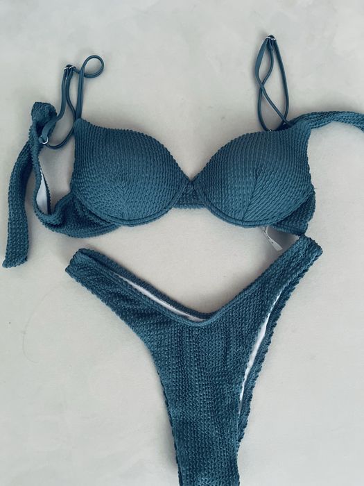 Нови Бански костюми