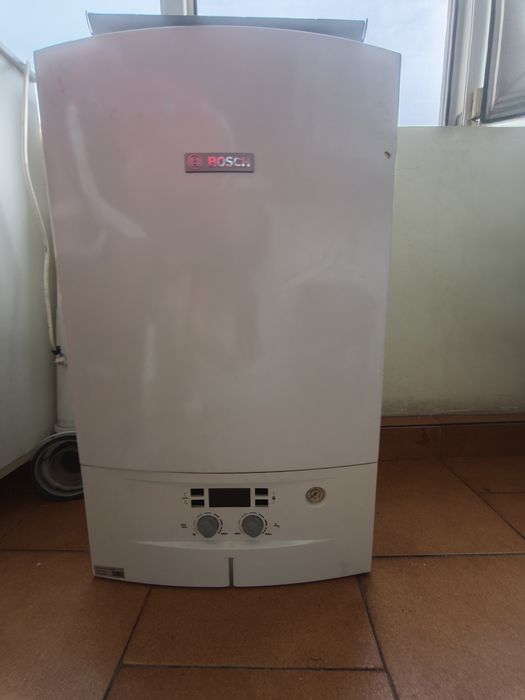 Centrala cu gazeificare Bosch, defecta