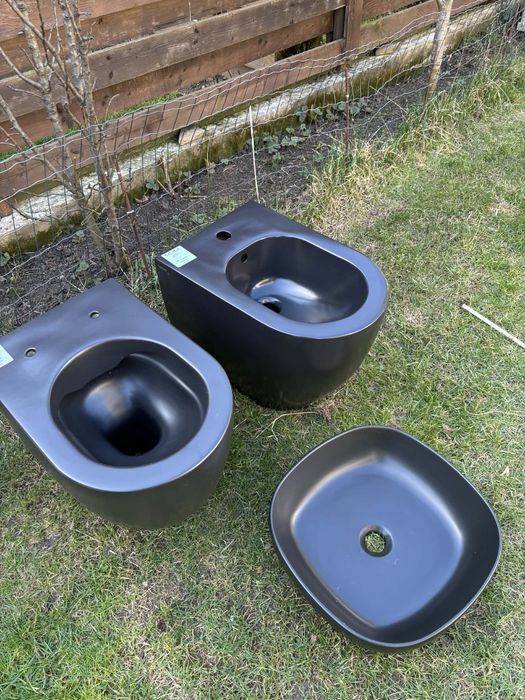 Lavoare și vas wc