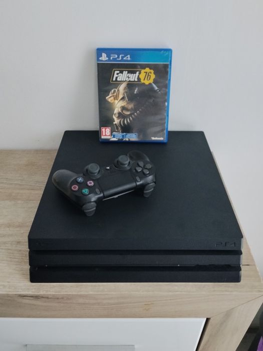 Play Station 4 Pro