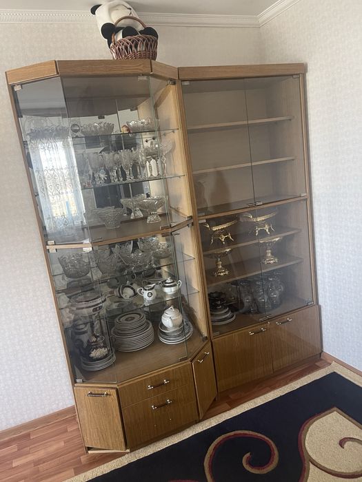 Стенка беларусия. Готовы отдать. Самовывоз.