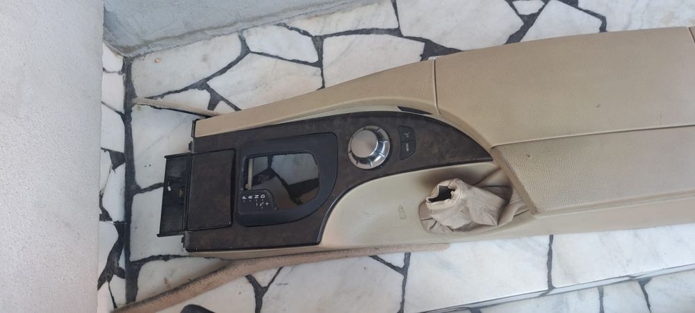 Cotiera BMW E60 E61 200lei