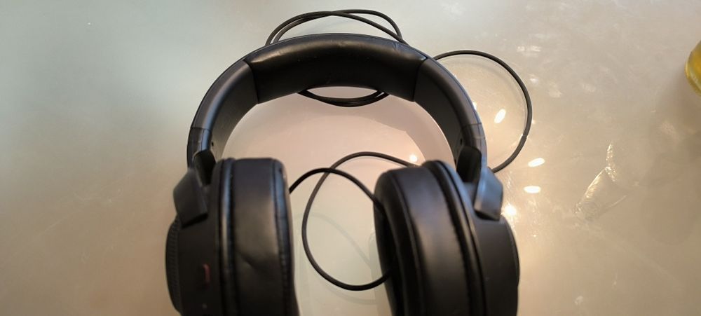 Нови Геймърски слушалки Razer Kraken X 7.1 кабел  3.5mm