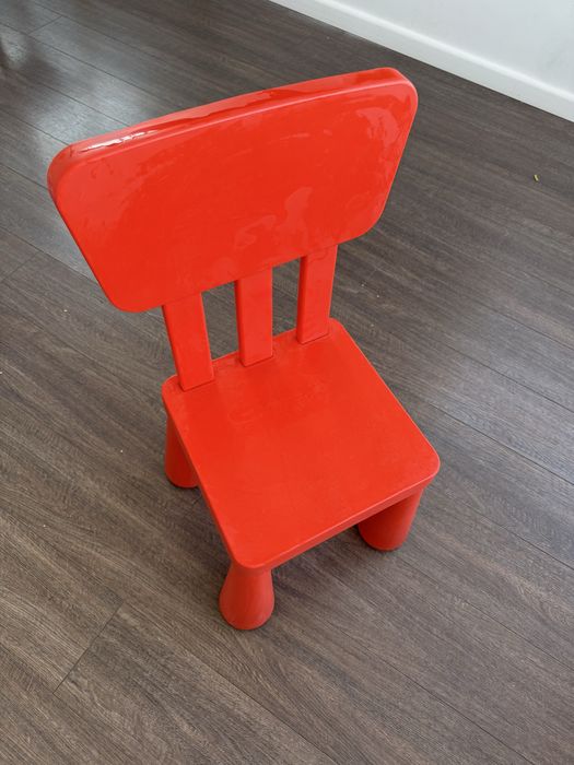 Продам стул и столик икеа