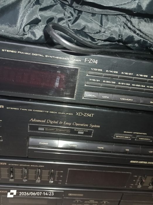 Linie audio Pioneer , combina Sony