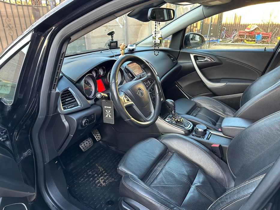 Vand opel astra J 2010