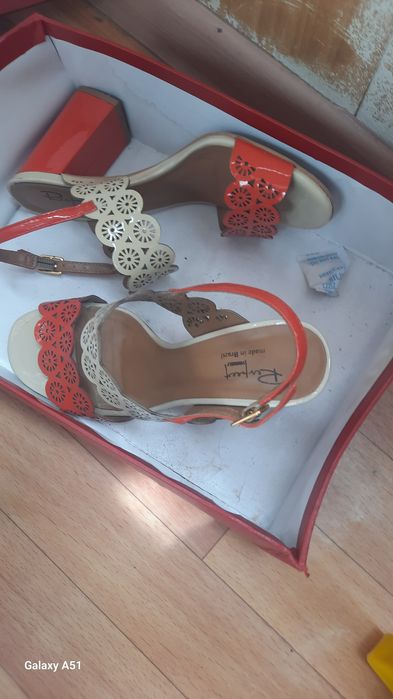 Обувь женская ,туфли