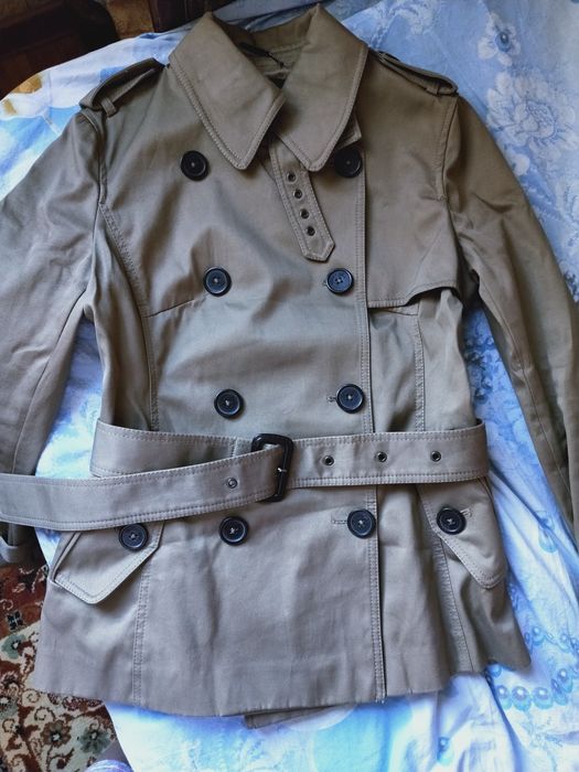 Стильные и качественные тренчи