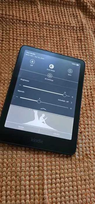 Amazon Kindle Paperwhite (12th Generation) Signature Edition 32GB 7"