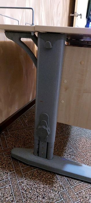 Парта для школьника