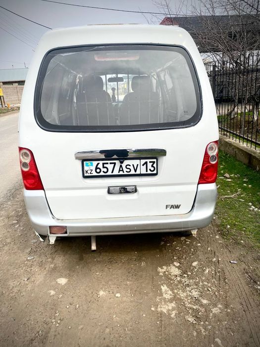 Сатилатин машина FAW 6371