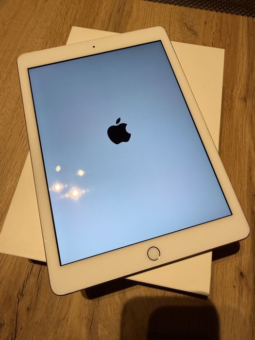 Ipad generatia a 6 a Wifi+Cellular 128 gb Rose Gold