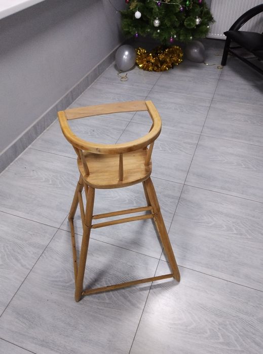 Даром отдам стульчик детский