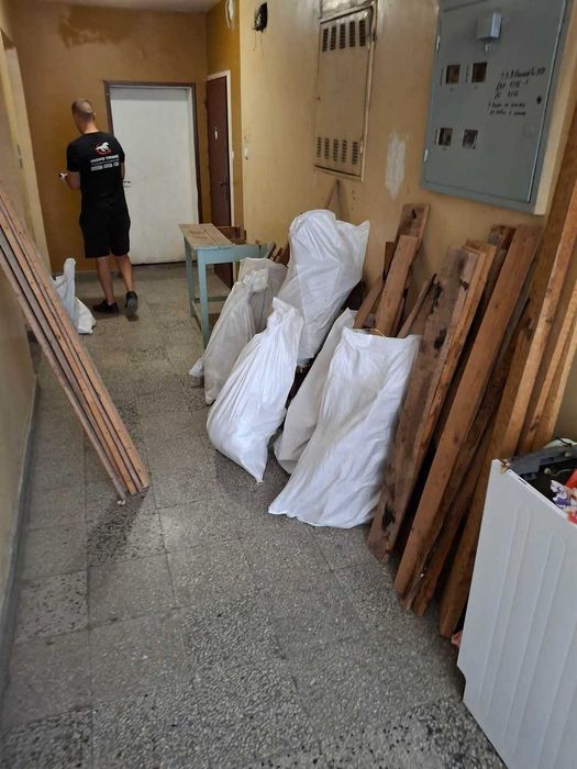 Контейнери под наем ,самосвал и хамали за вашите нужди!