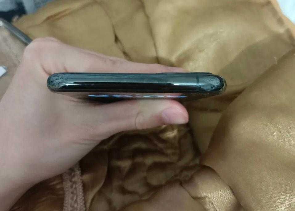 Айфон 11 про мах