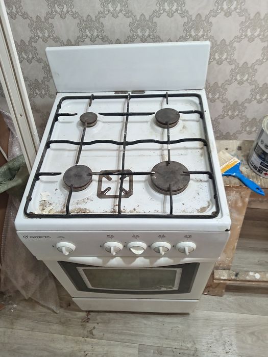Продам газ плиту