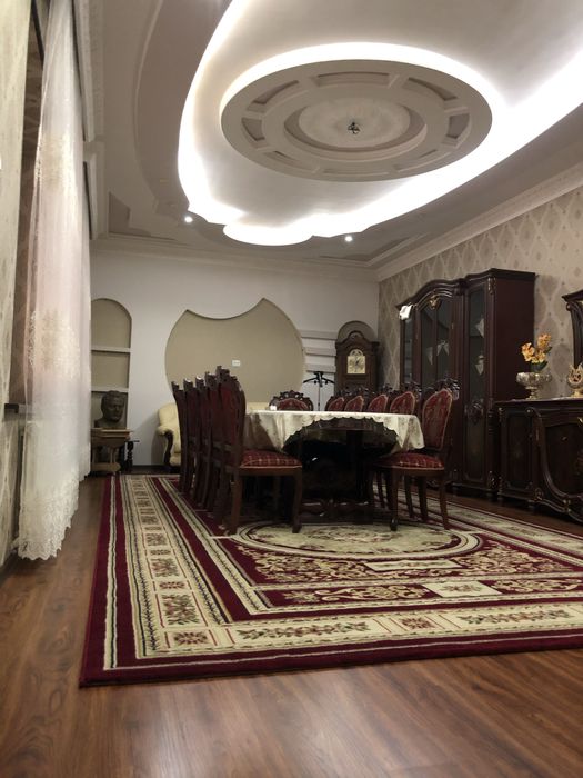 Yunusobod hovli sotiladi