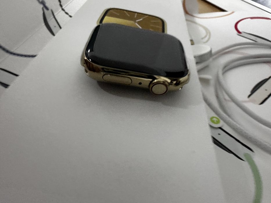 Apple watch 9 gold 45mm