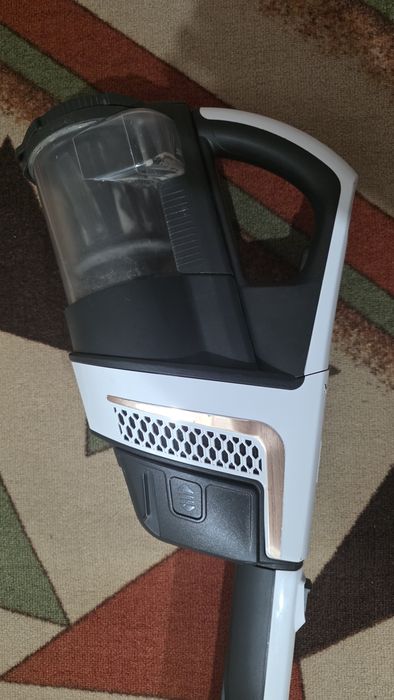 Miele Triflex HX1 - Акумулаторна прахосмукачка